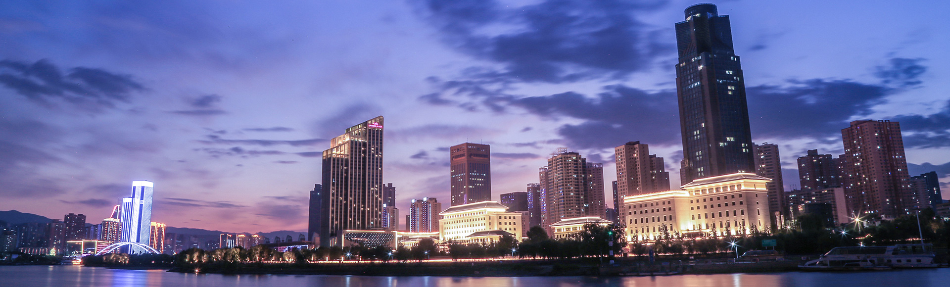 履行國企職責(zé)、體現(xiàn)市場價(jià)值